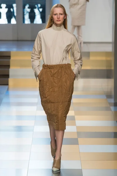 Look 42